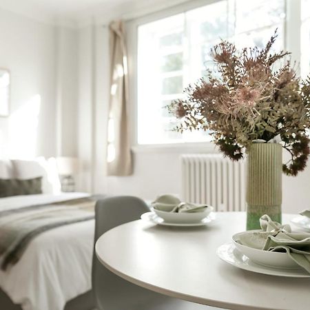 לונדון Beautifully Presented Centrally Located Studio Apartment מראה חיצוני תמונה