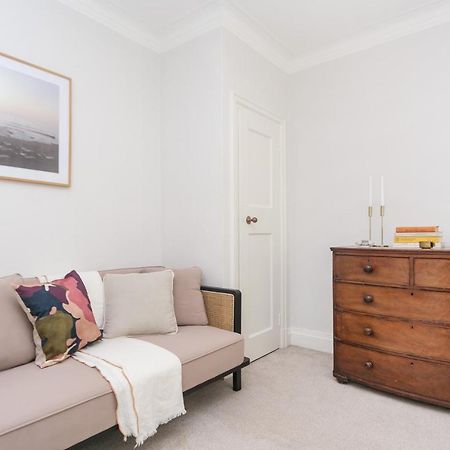 לונדון Beautifully Presented Centrally Located Studio Apartment מראה חיצוני תמונה