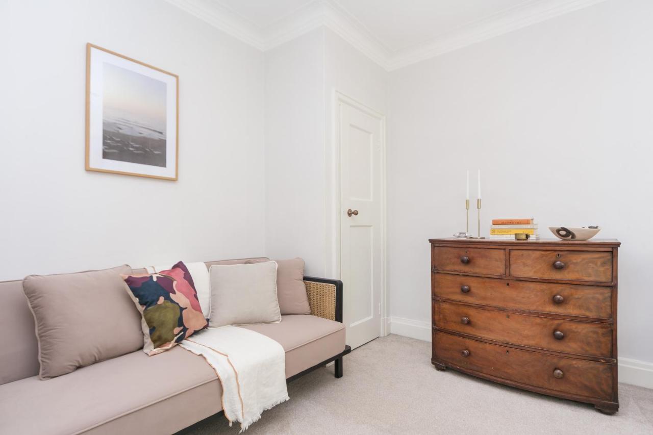 לונדון Beautifully Presented Centrally Located Studio Apartment מראה חיצוני תמונה